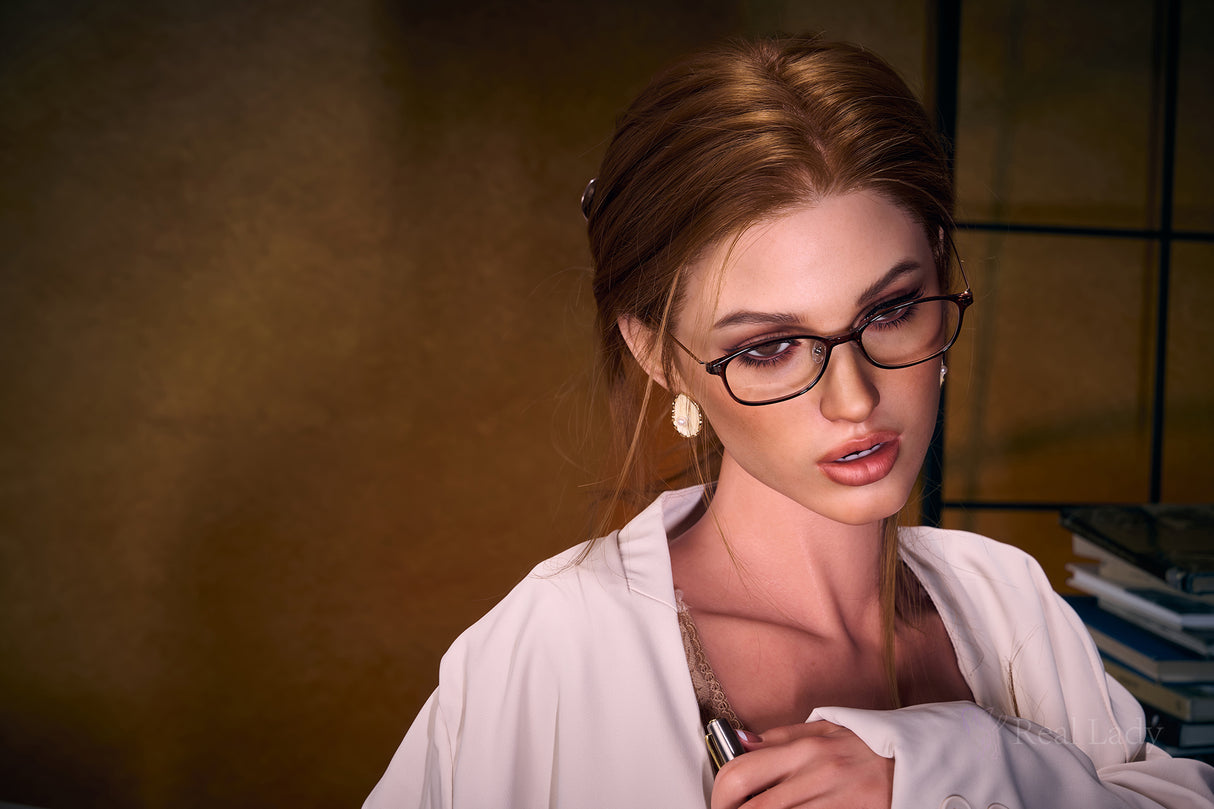 168cm/5ft6 H-cup Silicone Sex Doll – Auretta