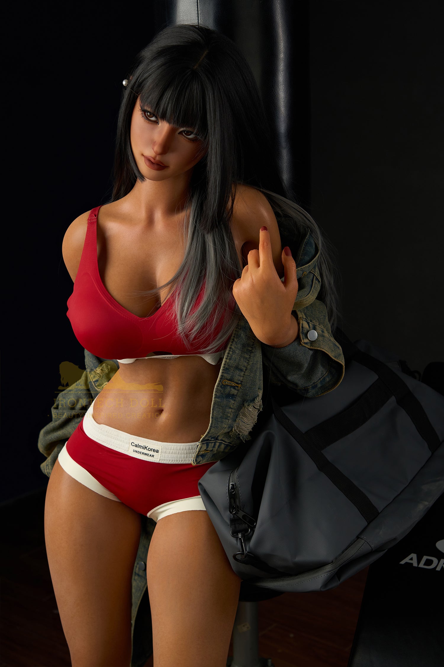 161 cm große Silikon-Sexdoll mit F-Körbchen – Miku