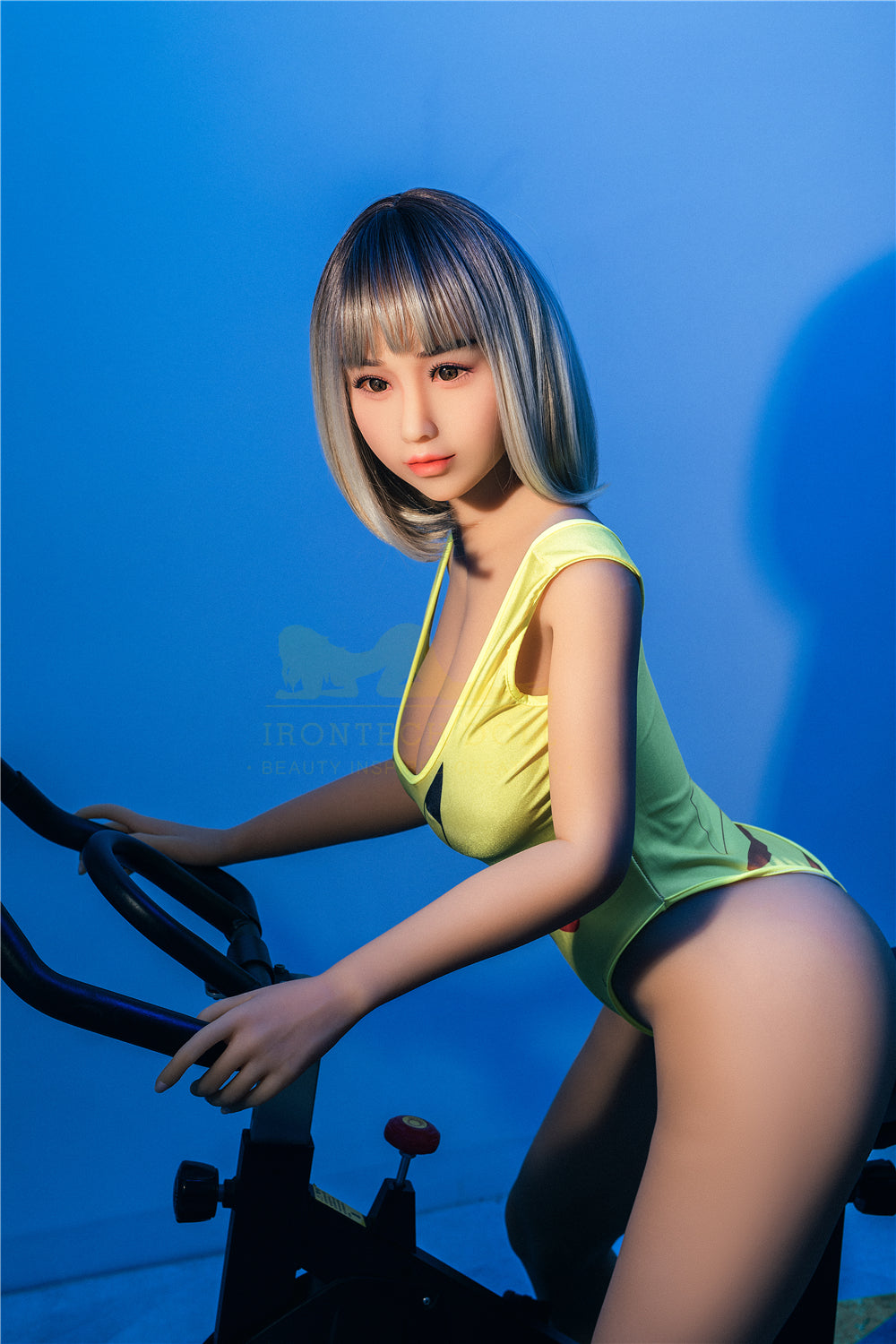 160 cm große TPE-Sexdoll mit F-Körbchen – Calypso