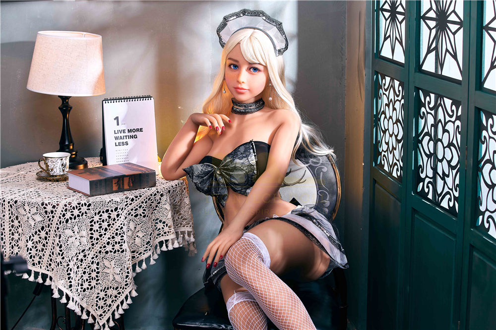 154 cm große TPE-Sexdoll mit F-Körbchen – Lyla