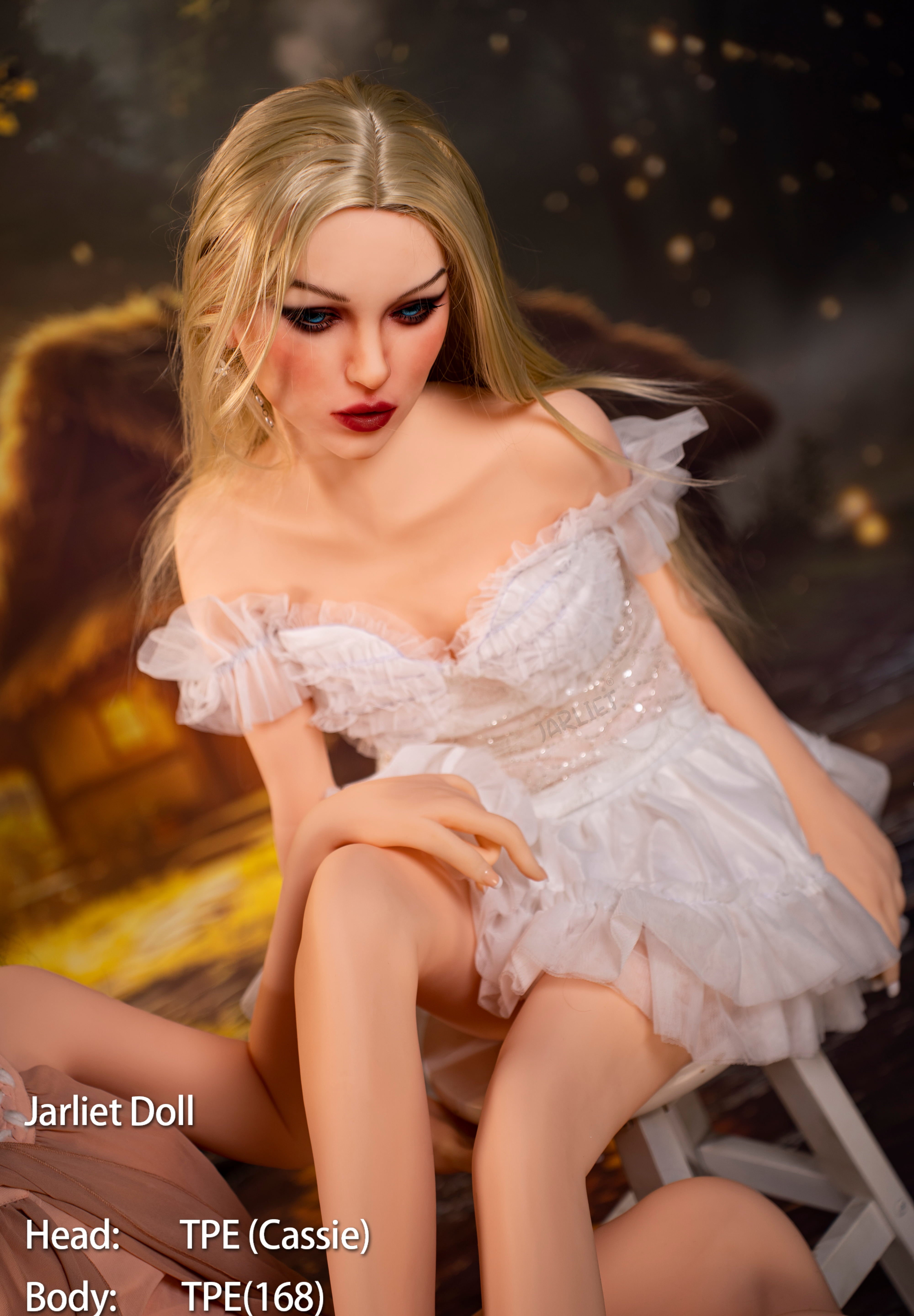 168cm/5ft5 A-cup TPE Sex Doll – Cassie