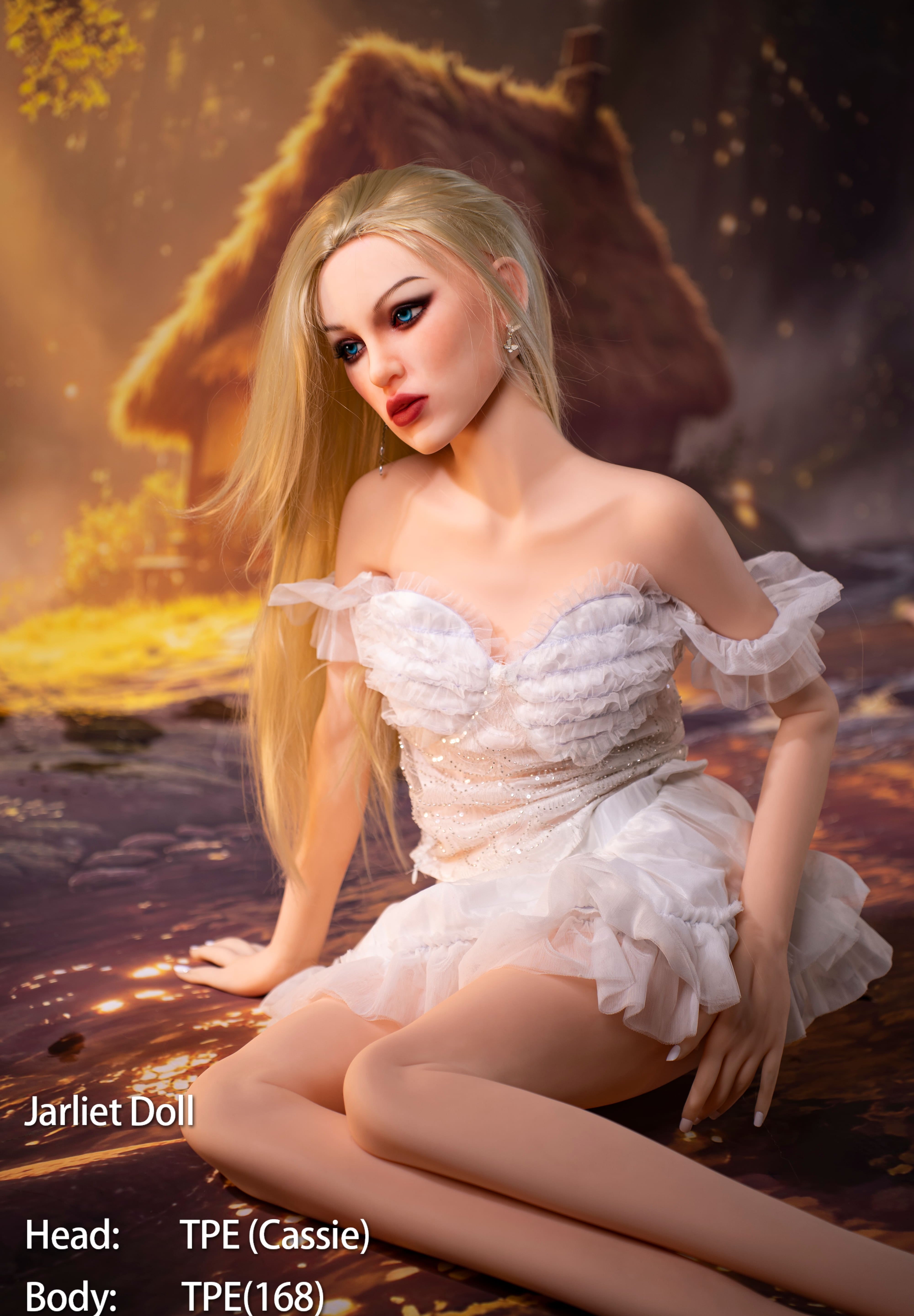 168cm/5ft5 A-cup TPE Sex Doll – Cassie