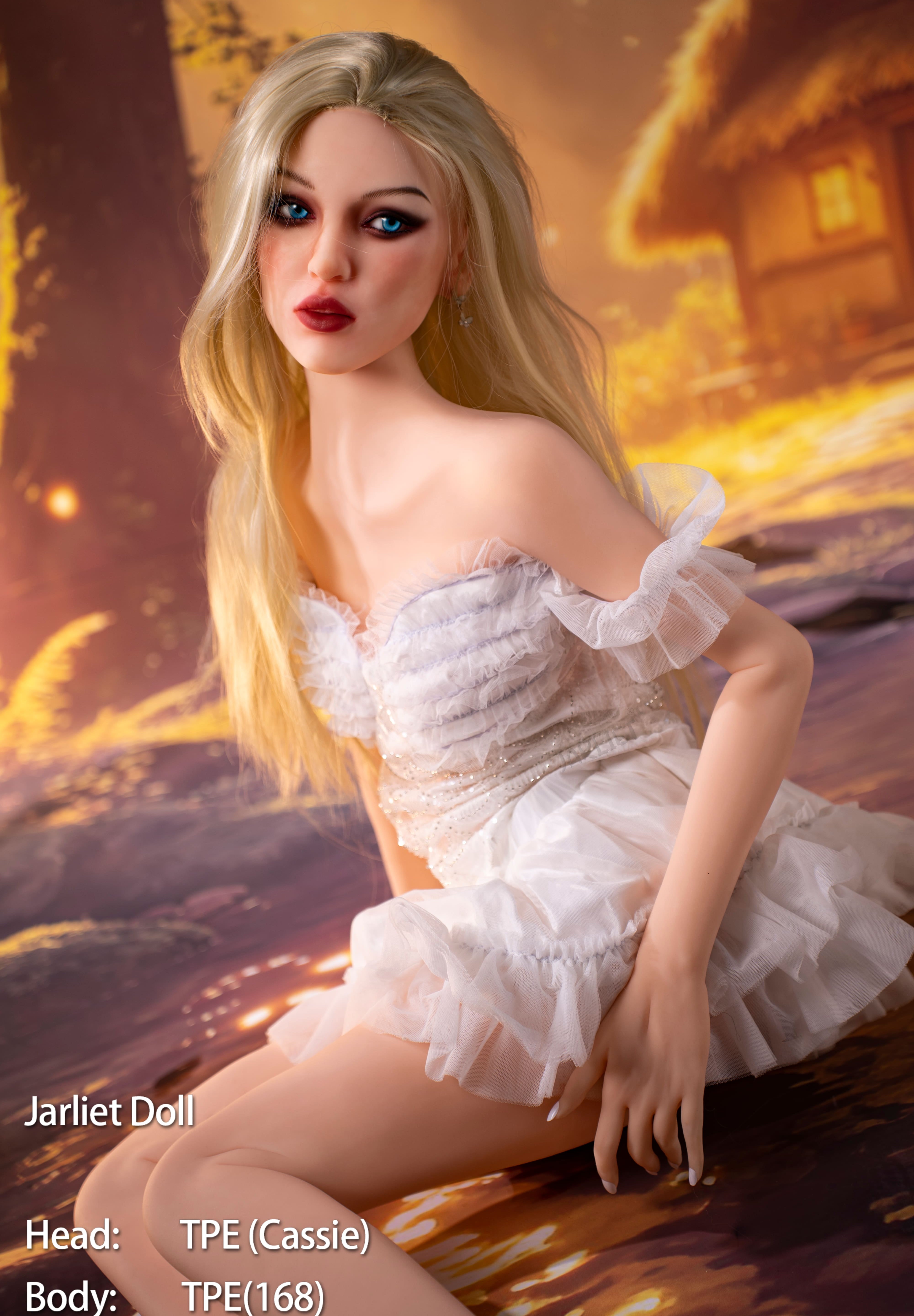 168cm/5ft5 A-cup TPE Sex Doll – Cassie