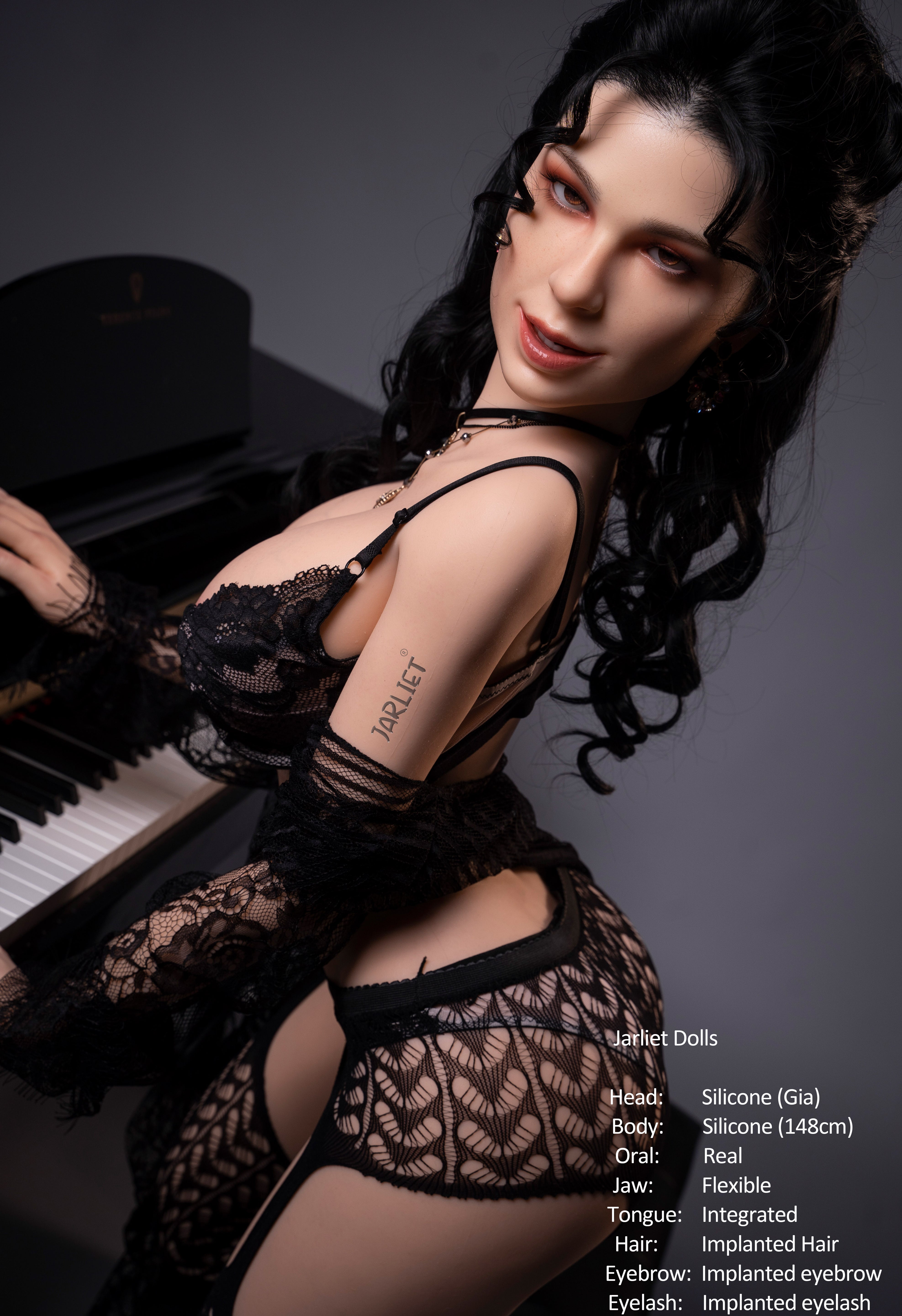 148cm/4ft8 G-cup Silicone Sex Doll – Roxia