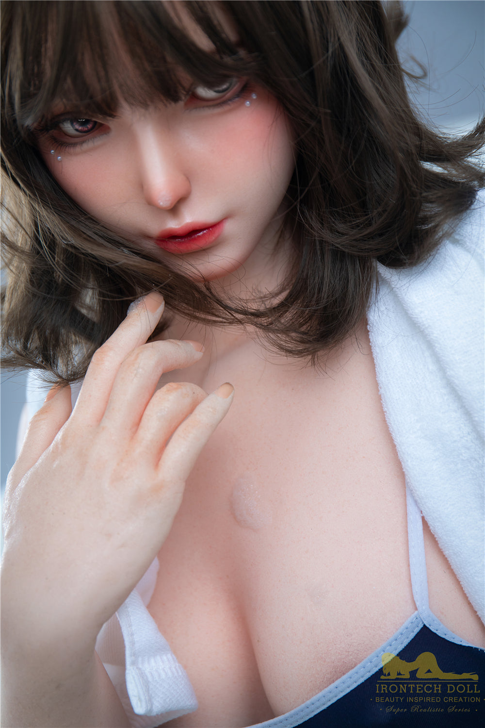 168cm/5ft5 B-cup Silicone Sex Doll – Yu