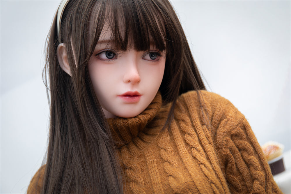 身長148cm/4フィート8インチ、Dカップのシリコン製セックスドール – エラリア