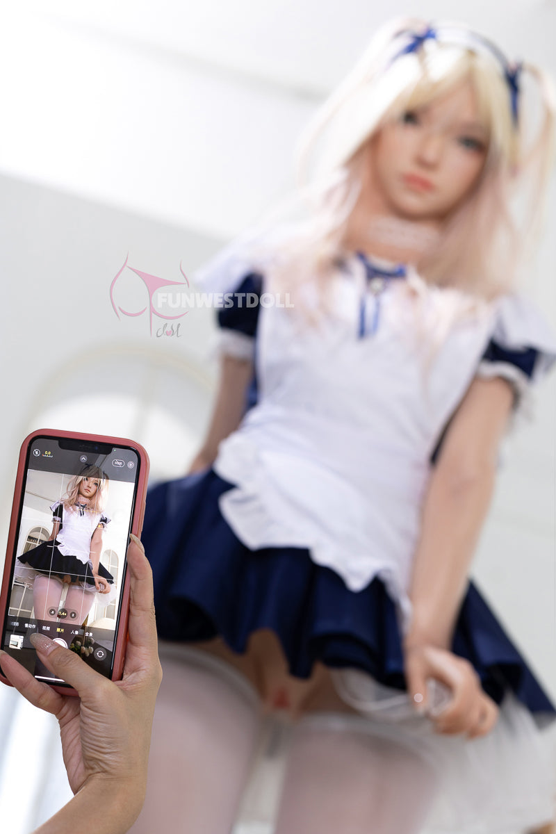 159cm/5ft2 A-cup Silicone Sex Doll – Giselle