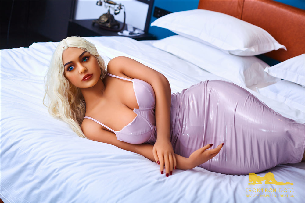 156 cm große TPE-Sexdoll mit H-Körbchen – Serafina