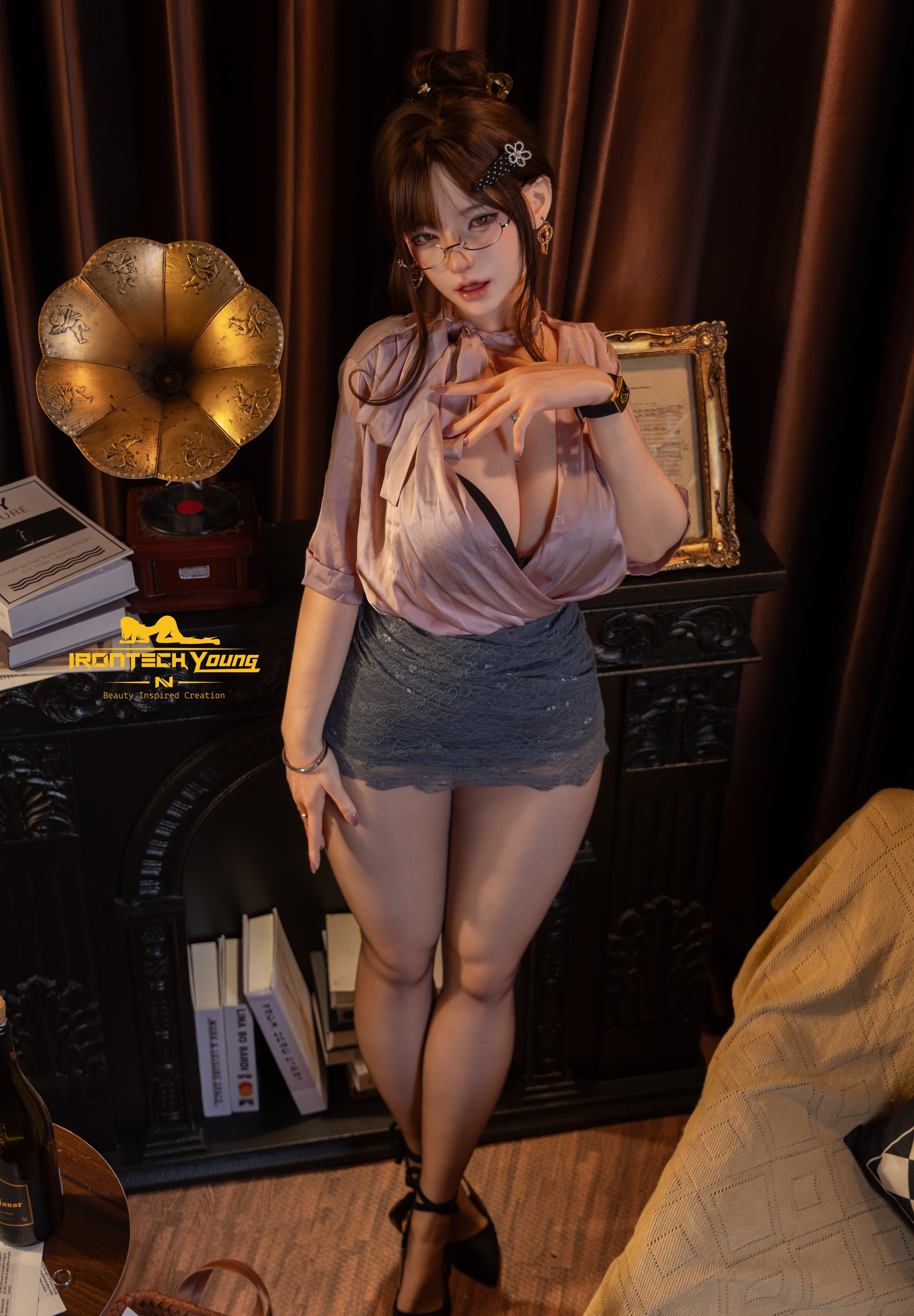 165cm/5ft5 F-cup Silicone Sex Doll – Sia