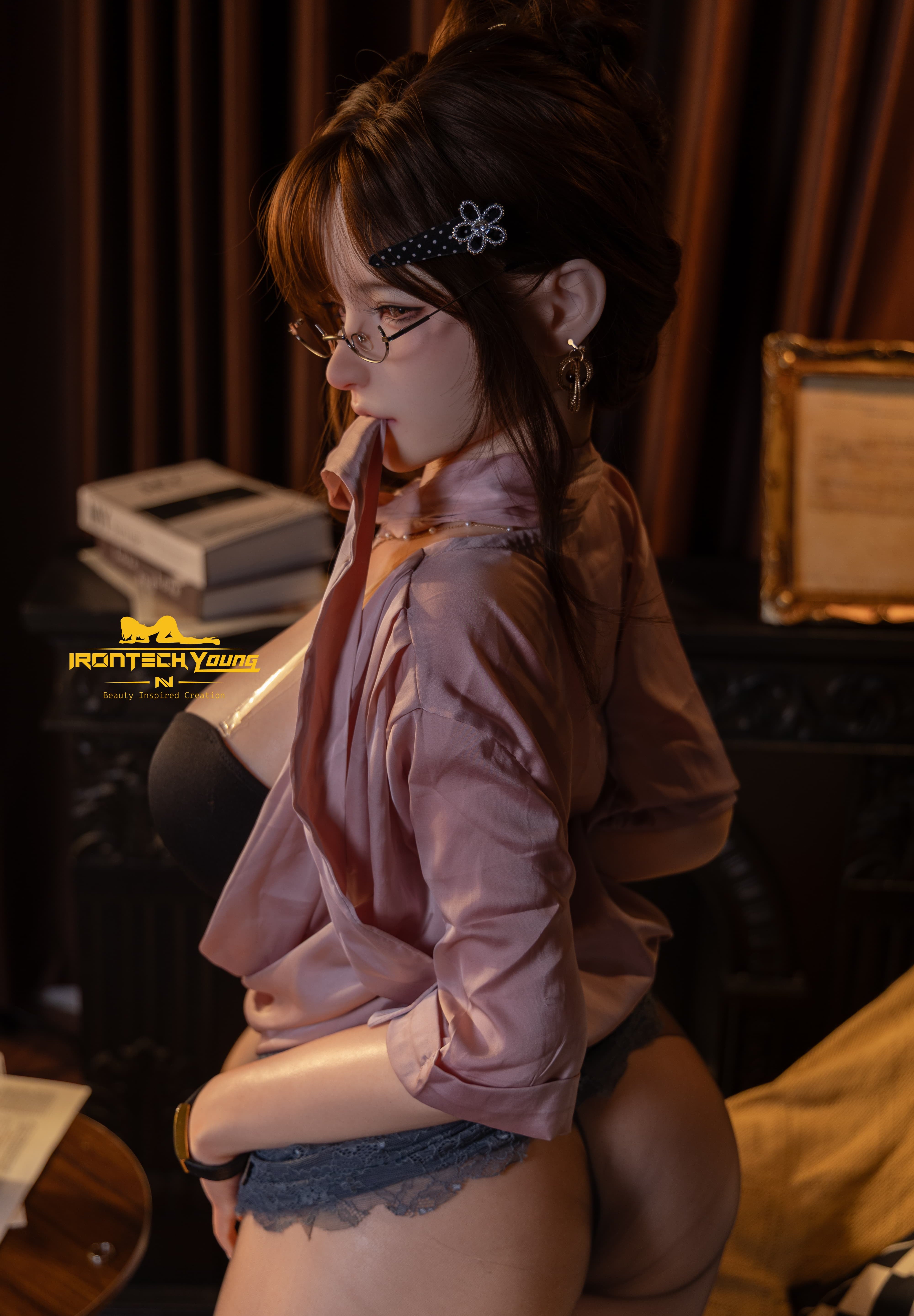 165cm/5ft5 F-cup Silicone Sex Doll – Sia