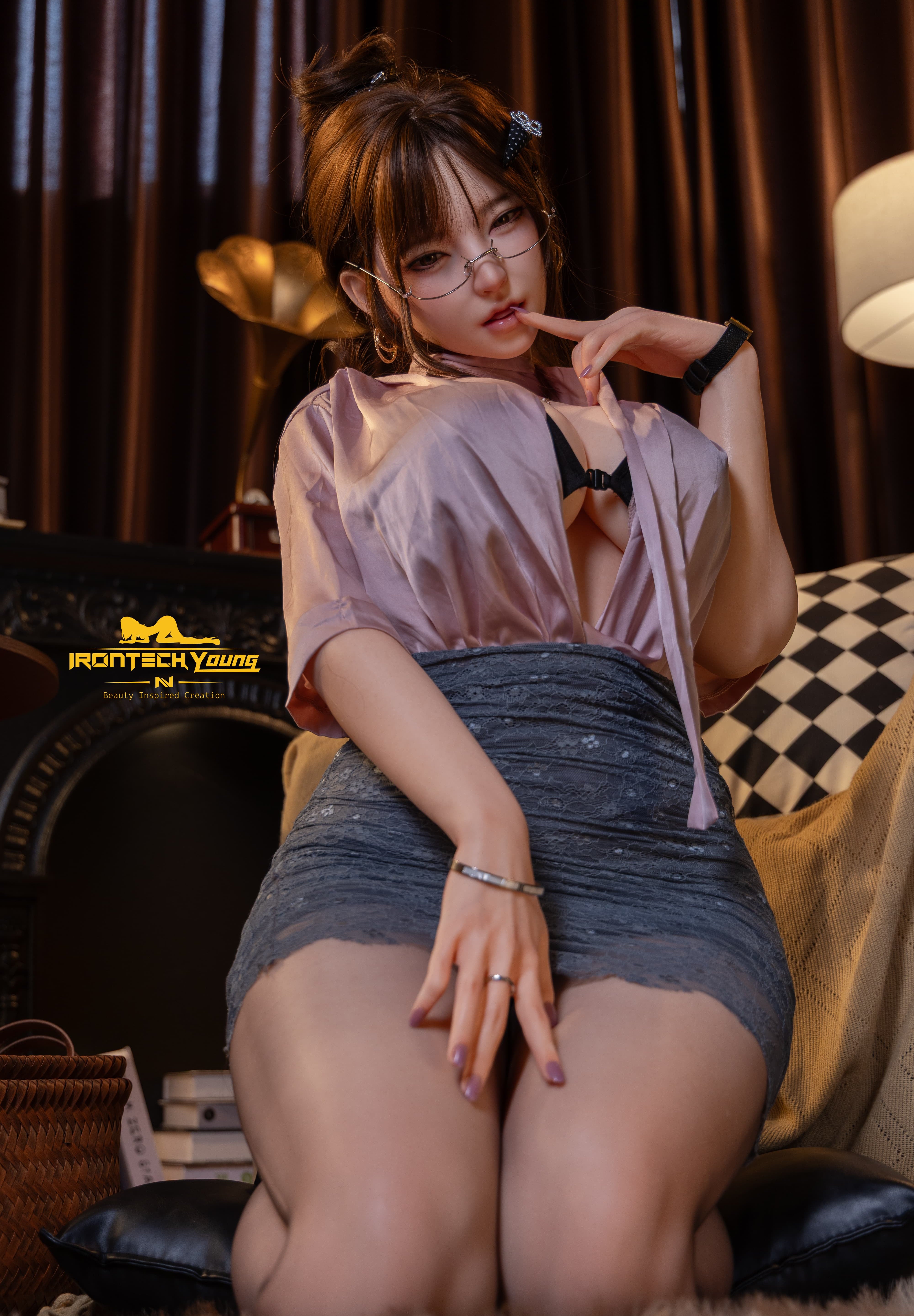 165cm/5ft5 F-cup Silicone Sex Doll – Sia